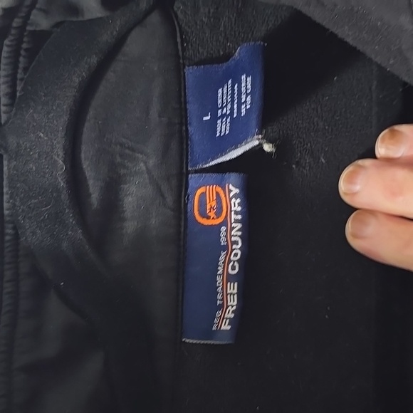 Black waterproof jacket - Picture 6 of 6